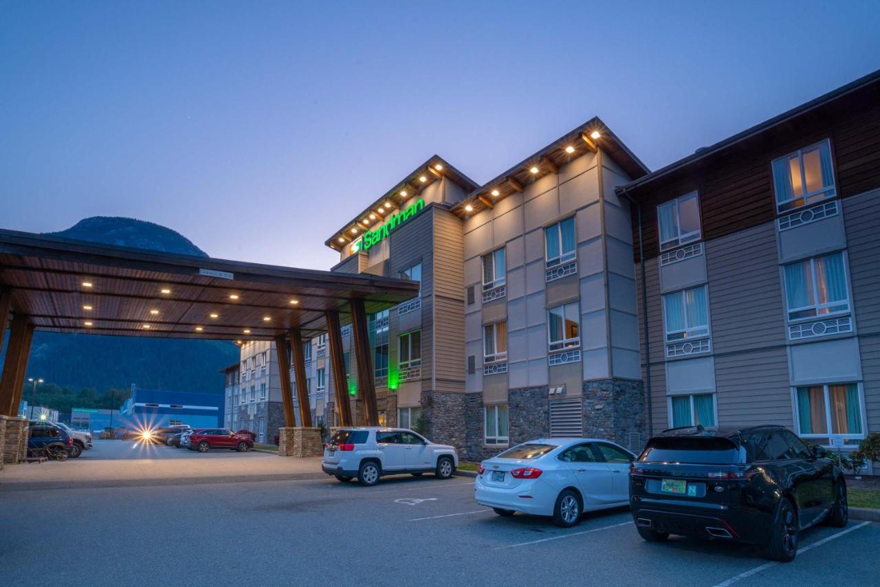Sandman Hotel And Suites Squamish Exterior foto